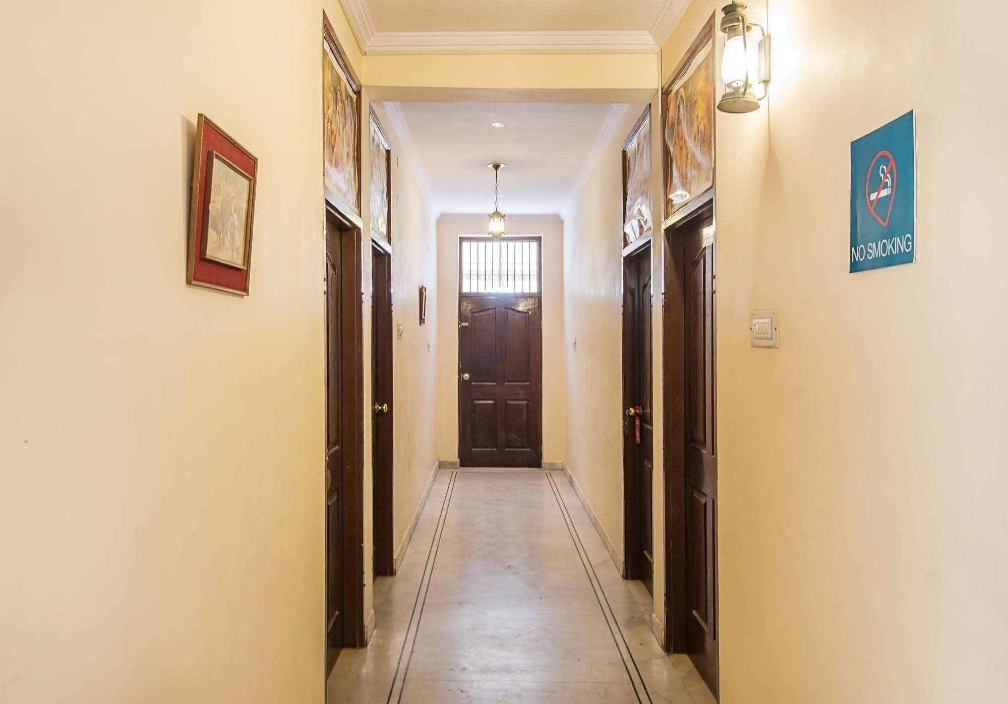 In 3* Jaipur